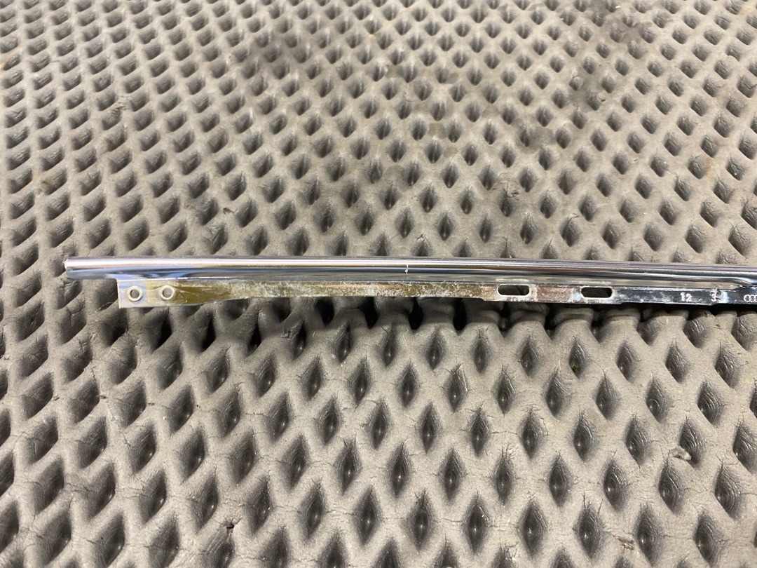 Молдинг стекла, 480 рублей, Красноярск