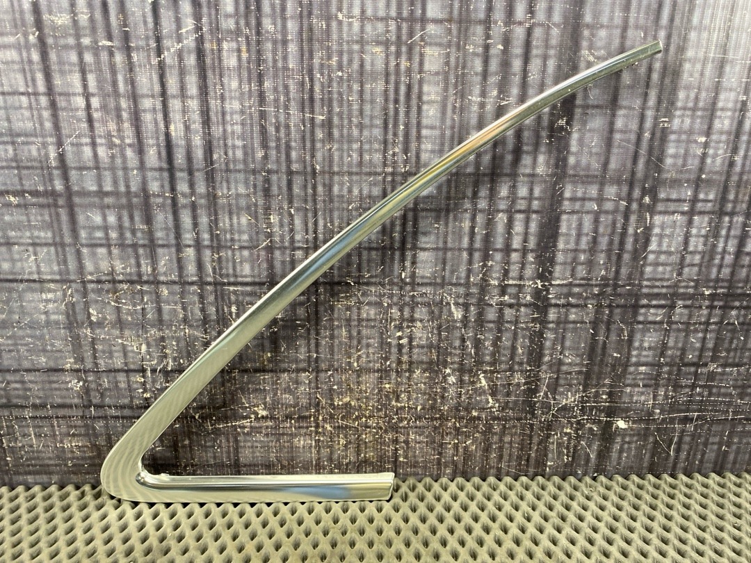 Молдинг стекла, 480 рублей, Красноярск