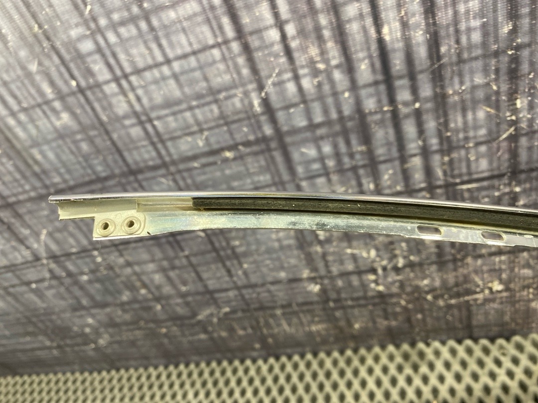 Молдинг стекла, 480 рублей, Красноярск