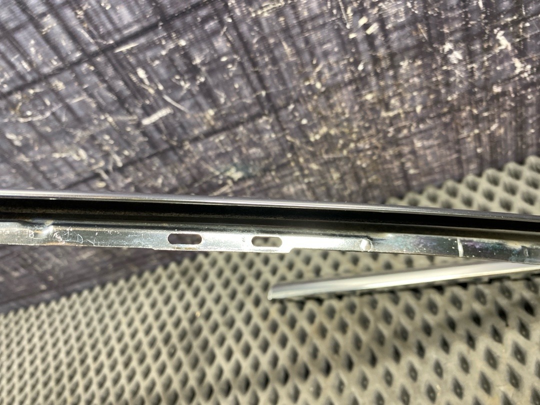 Молдинг стекла, 480 рублей, Красноярск