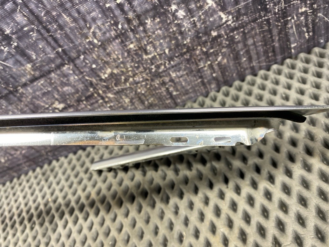 Молдинг стекла, 480 рублей, Красноярск