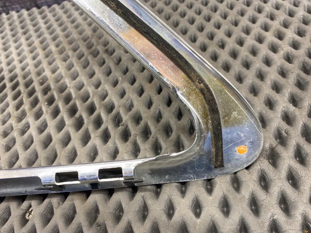 Молдинг стекла, 480 рублей, Красноярск