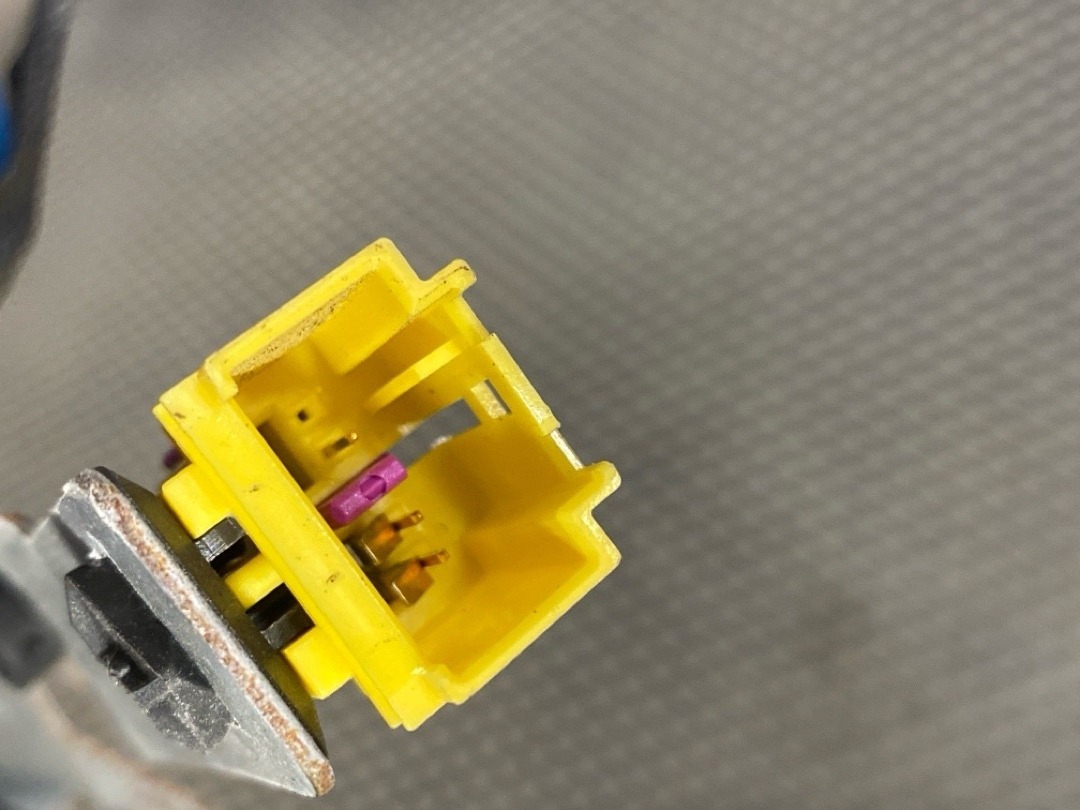 Подушка безопасности, 1103 рублей, Красноярск