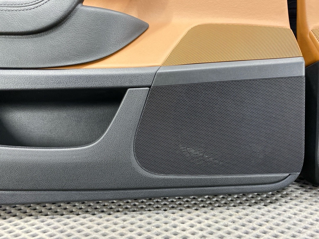 Комплект обшивок дверей, 16880 рублей, Красноярск