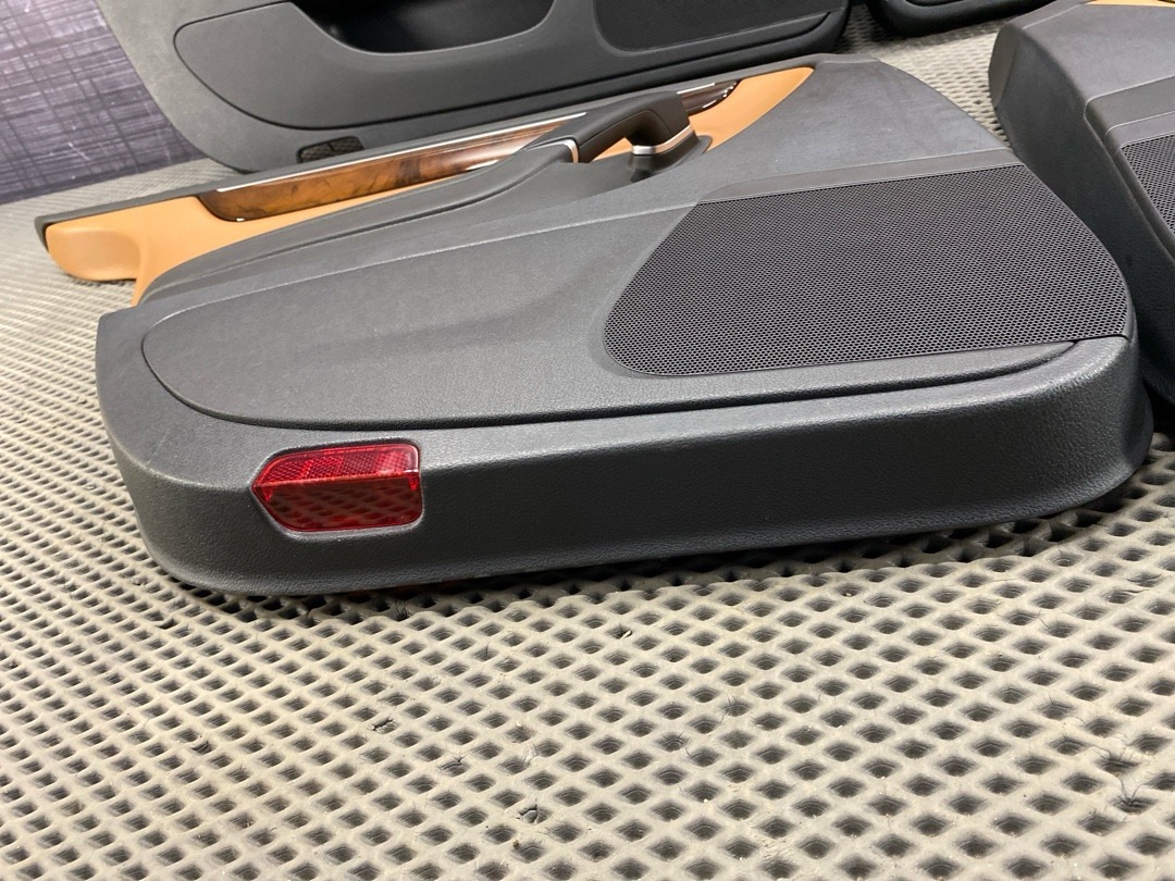 Комплект обшивок дверей, 16880 рублей, Красноярск