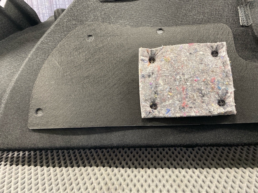 Обшивка багажника, 2380 рублей, Красноярск