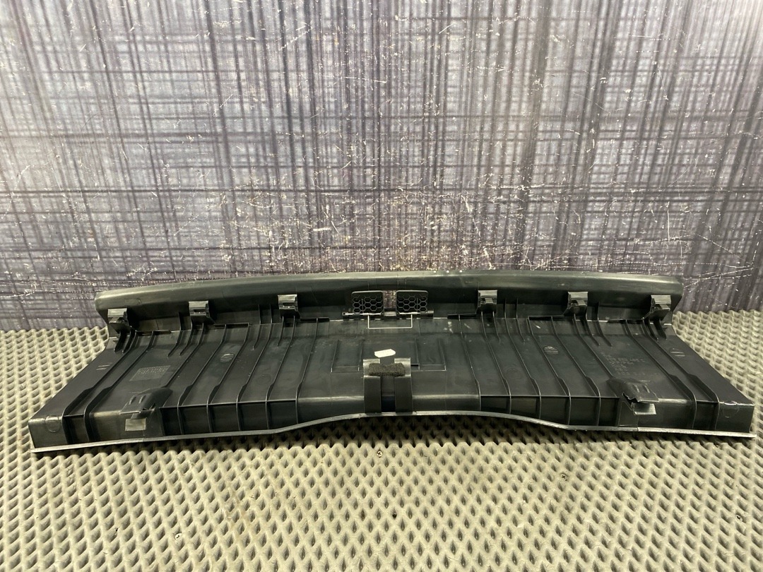 Пластик багажника, 2230 рублей, Красноярск