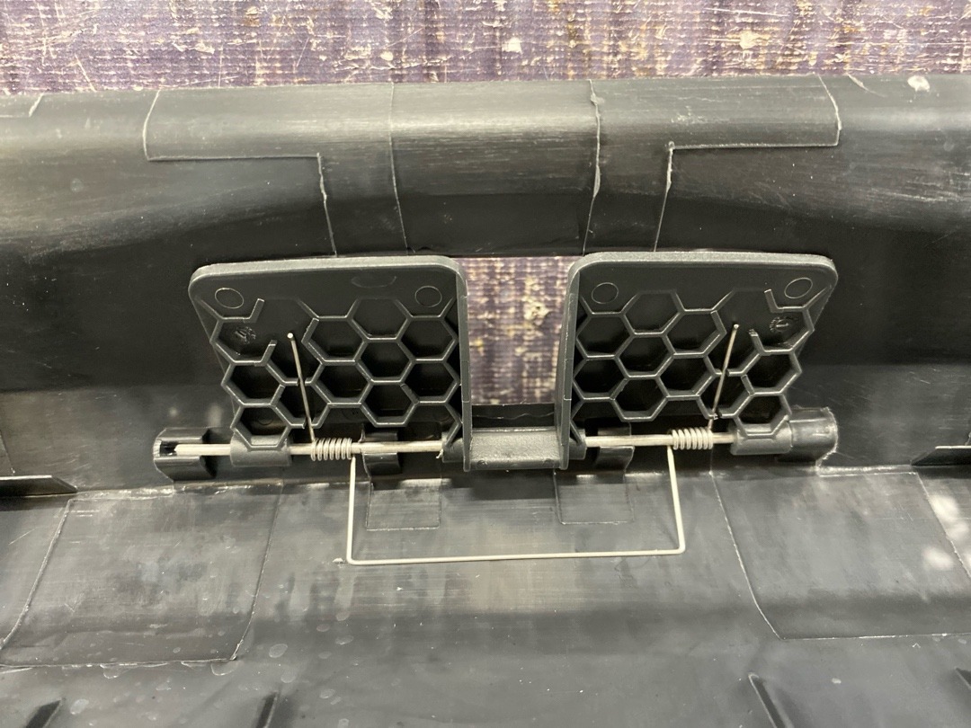 Пластик багажника, 2230 рублей, Красноярск