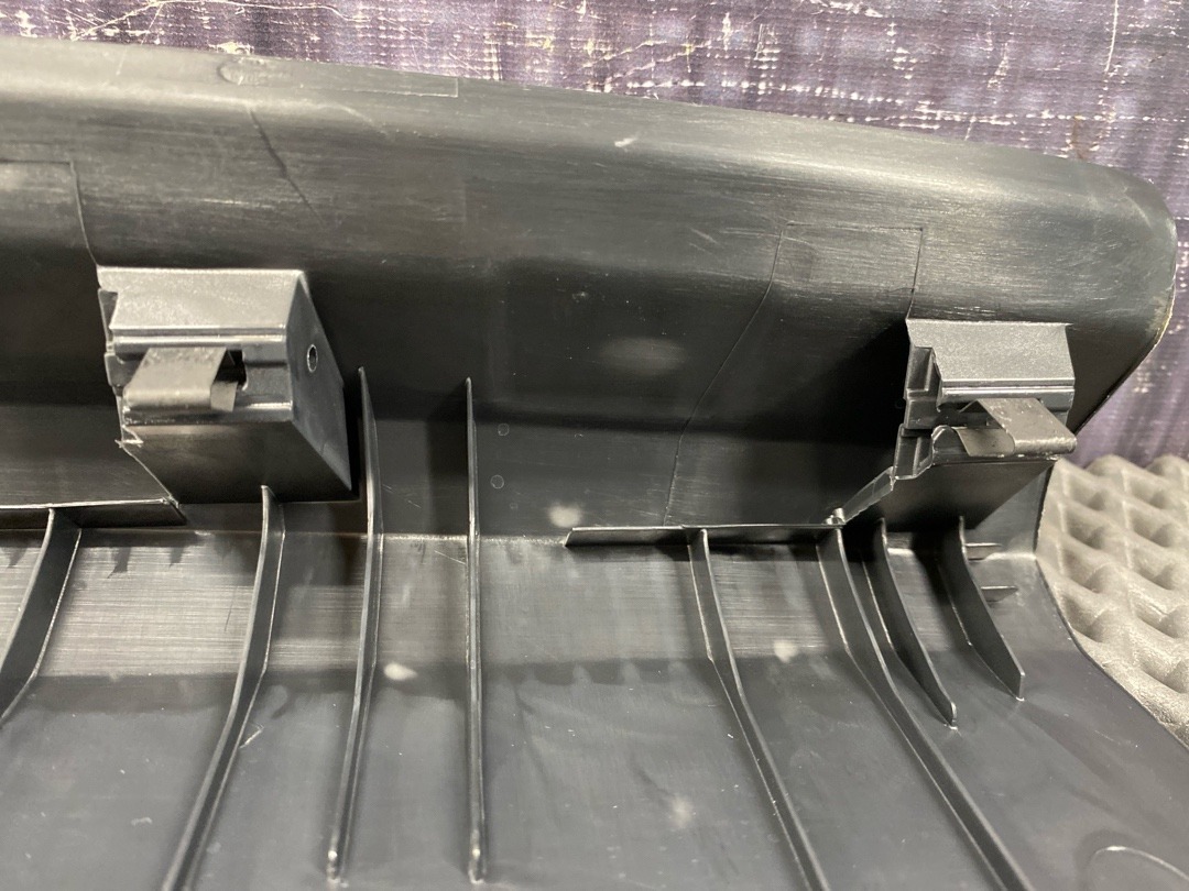 Пластик багажника, 2230 рублей, Красноярск