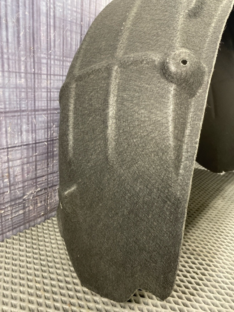 Подкрылок, 4120 рублей, Красноярск