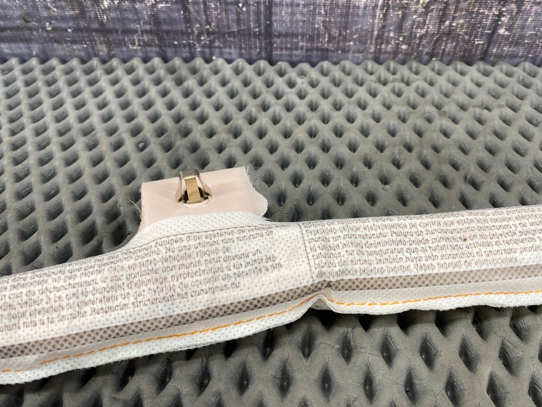 Подушка безопасности, 2420 рублей, Красноярск