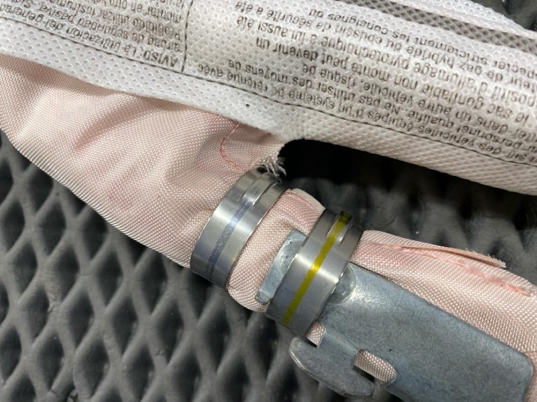 Подушка безопасности, 2420 рублей, Красноярск