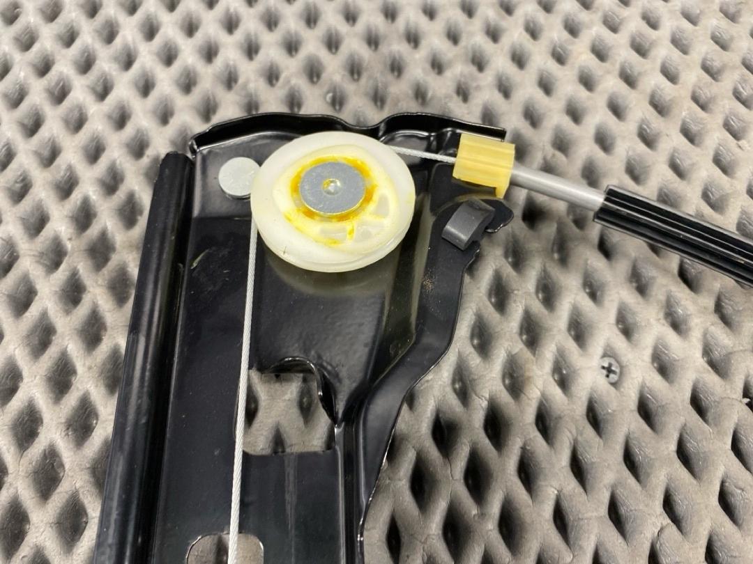 Стеклоподъемник, 2310 рублей, Красноярск