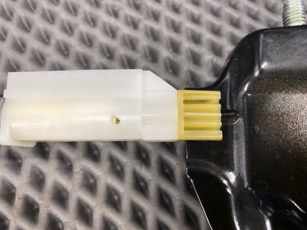 Стеклоподъемник, 2310 рублей, Красноярск