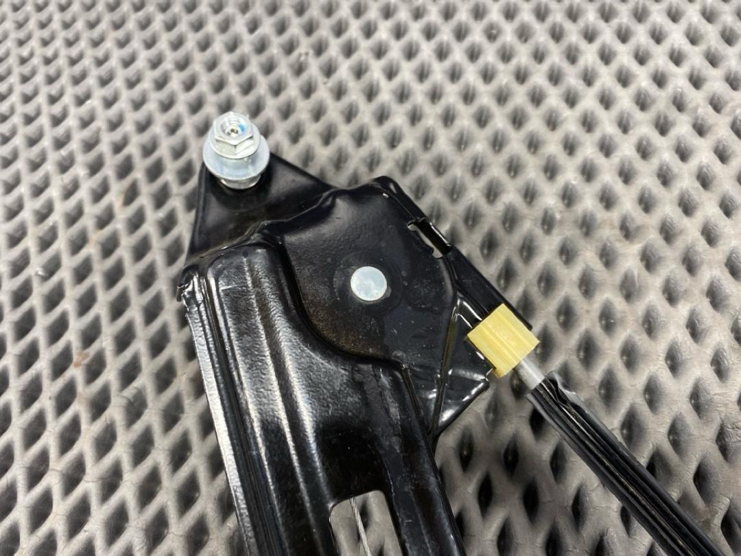 Стеклоподъемник, 2310 рублей, Красноярск