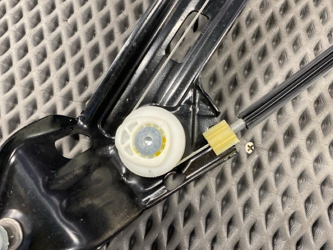 Стеклоподъемник, 2310 рублей, Красноярск