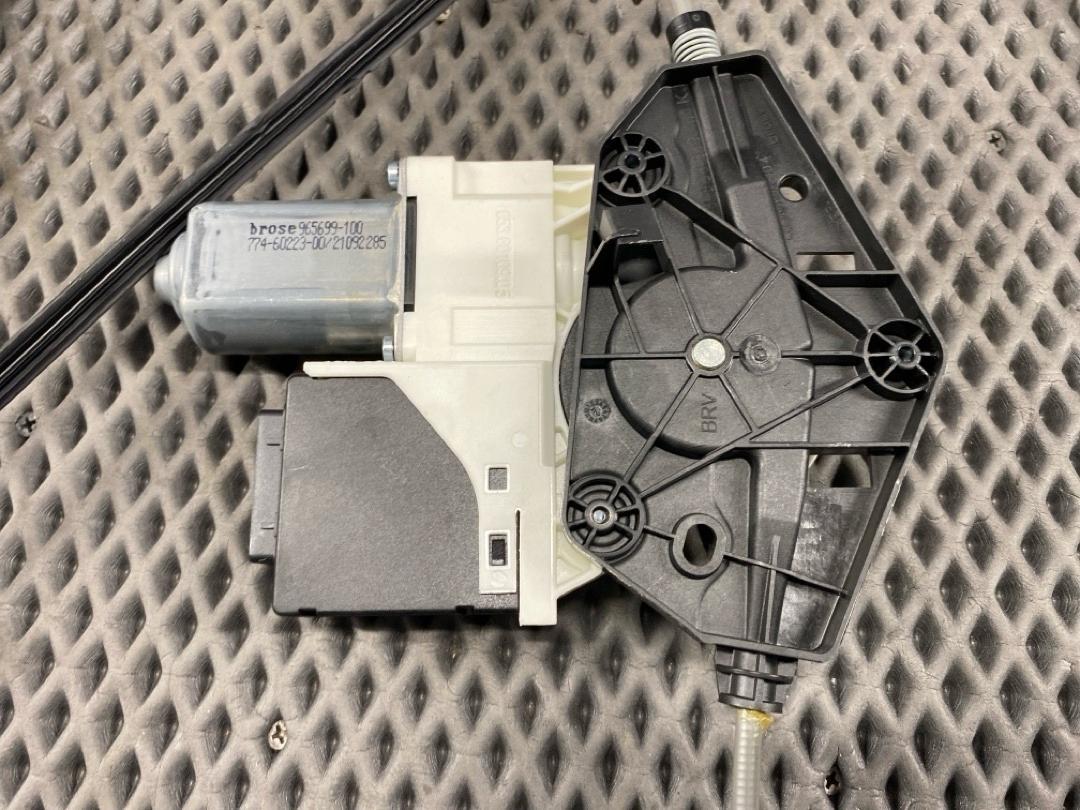 Стеклоподъемник, 2310 рублей, Красноярск