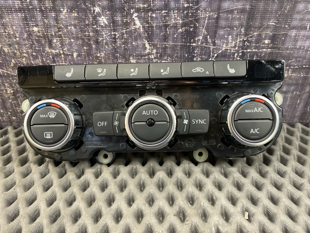 Блок управления климат-контролем, 10130 рублей, Красноярск