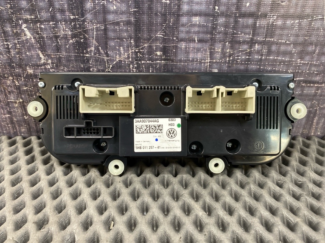 Блок управления климат-контролем, 10130 рублей, Красноярск