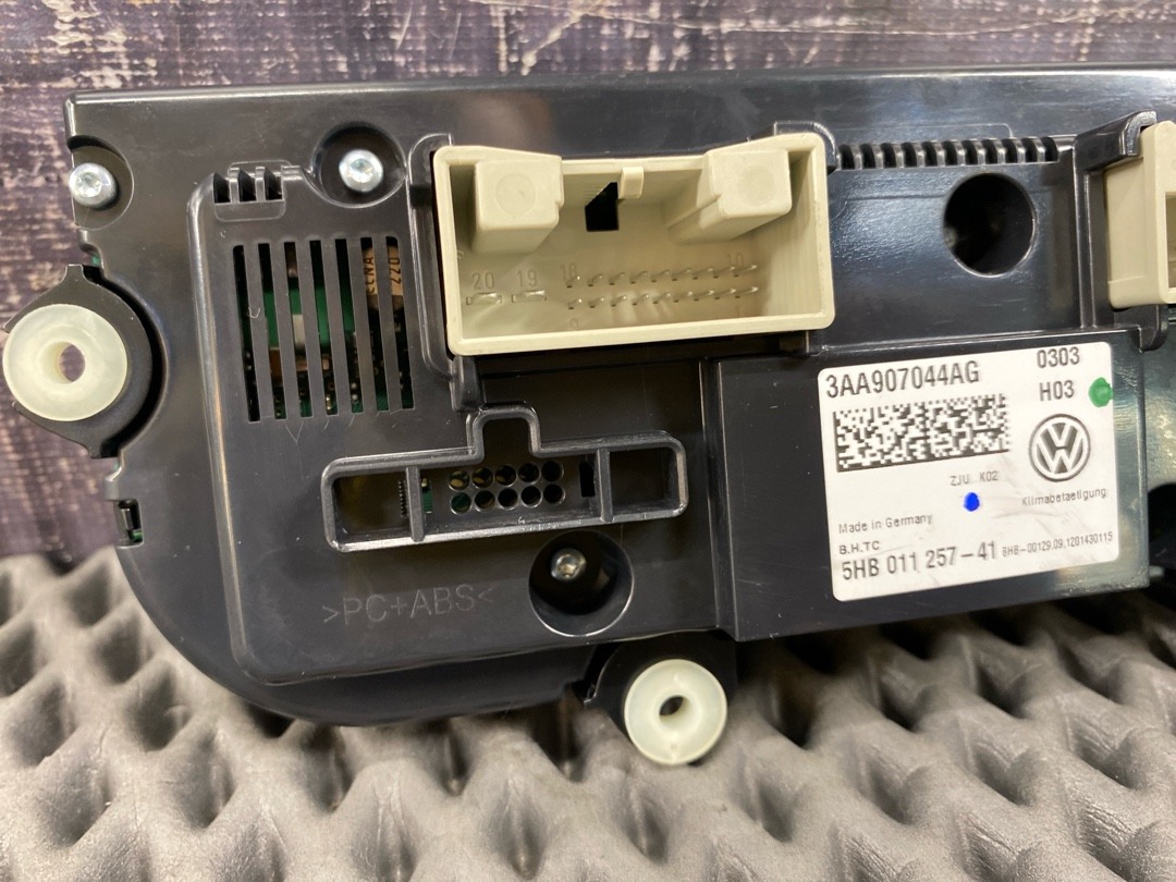 Блок управления климат-контролем, 10130 рублей, Красноярск