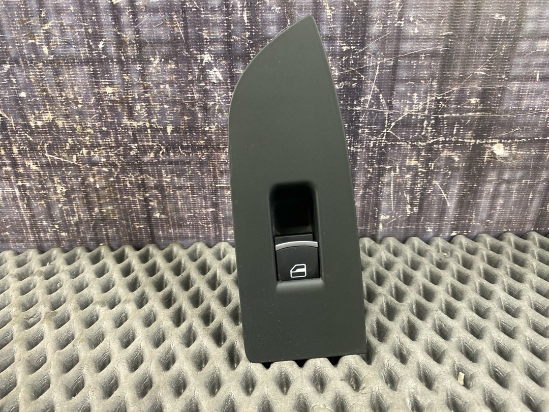 Кнопка стеклоподъемника, 890 рублей, Красноярск