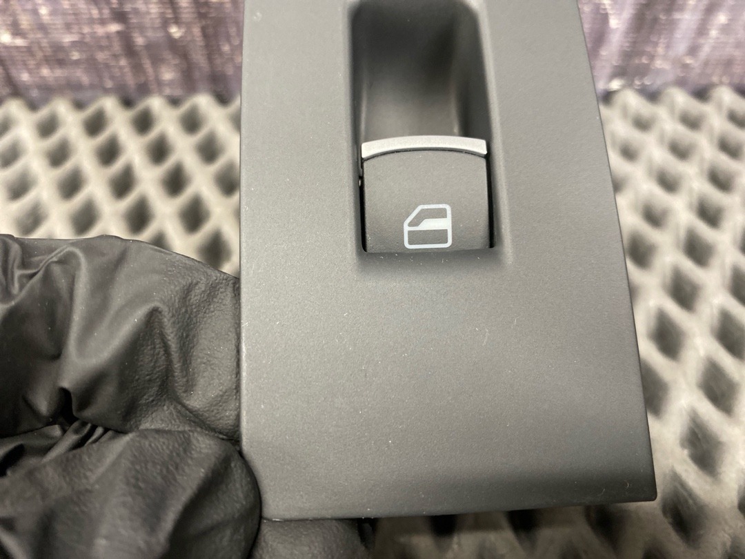 Кнопка стеклоподъемника, 890 рублей, Красноярск