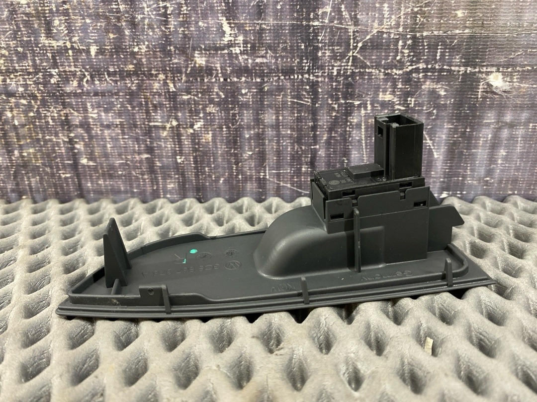 Кнопка стеклоподъемника, 890 рублей, Красноярск