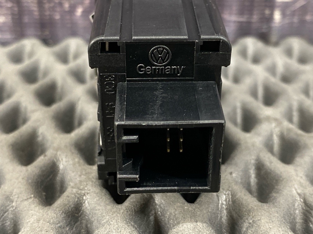 Кнопка яркости подсветки, 520 рублей, Красноярск