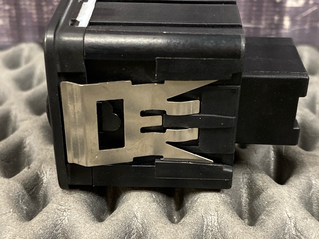 Кнопка яркости подсветки, 520 рублей, Красноярск