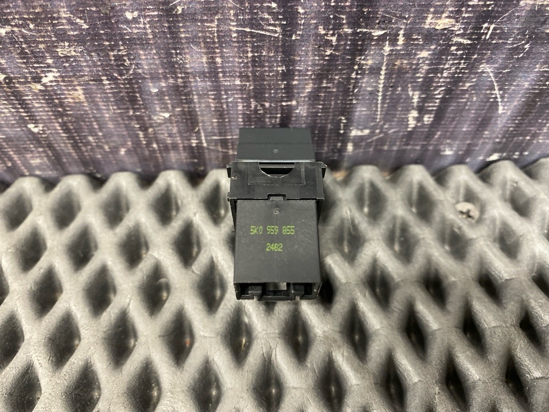 Кнопка стеклоподъемника, 620 рублей, Красноярск