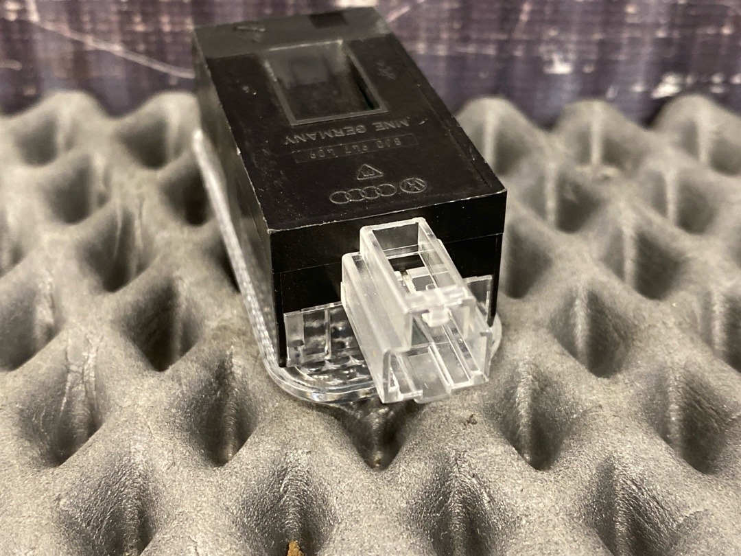 Плафон салона, 730 рублей, Красноярск