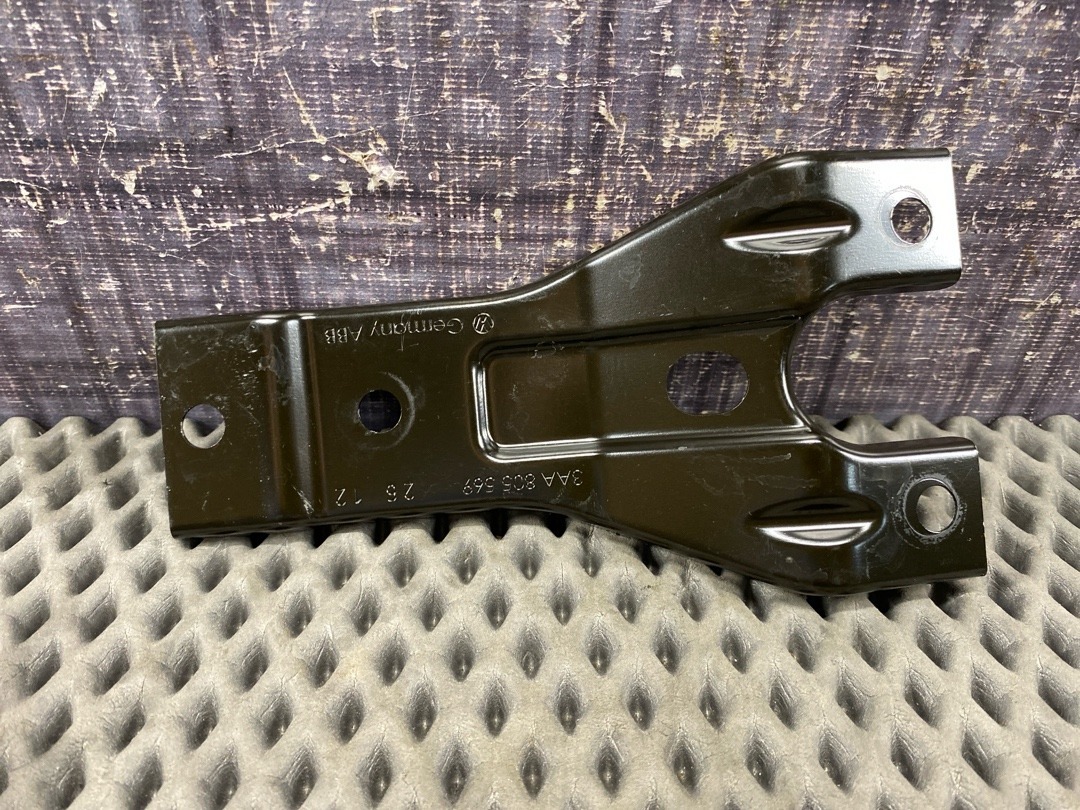 Кронштейн замка капота, 870 рублей, Красноярск