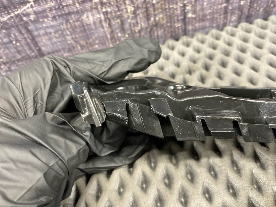 Крепление крыла, 2010 рублей, Красноярск