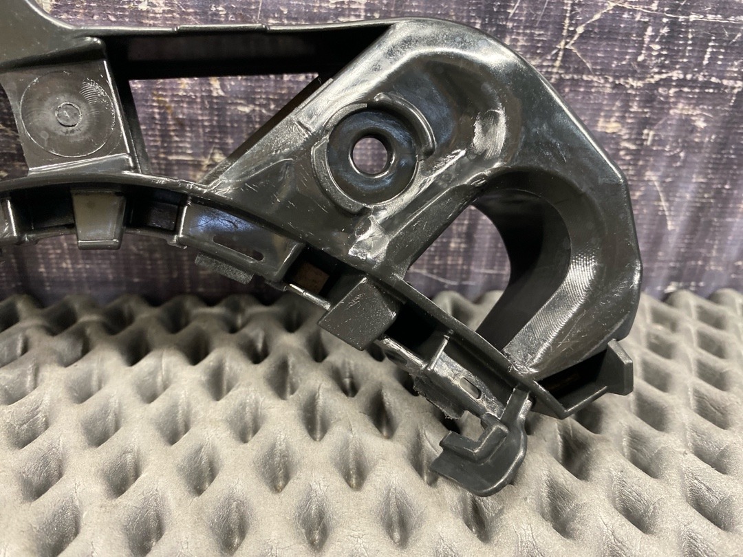 Крепление крыла, 2010 рублей, Красноярск