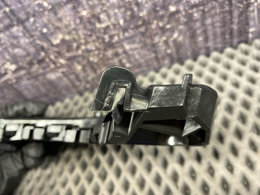 Крепление крыла, 2010 рублей, Красноярск