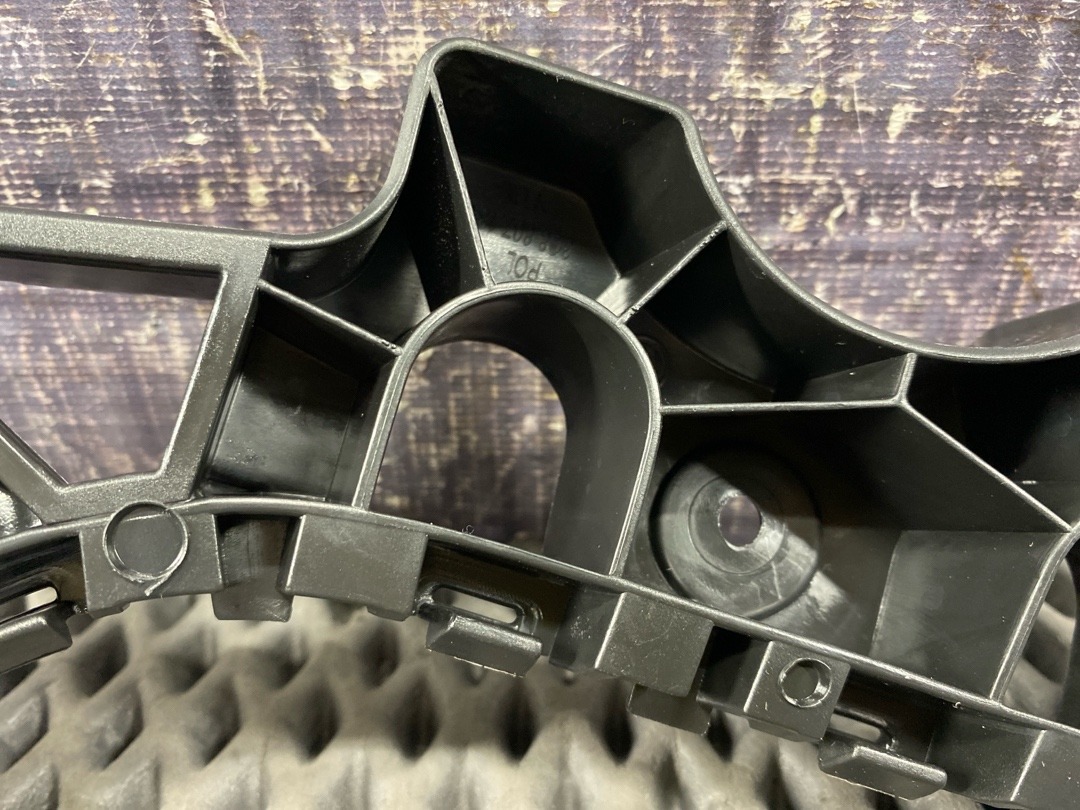 Крепление крыла, 2010 рублей, Красноярск