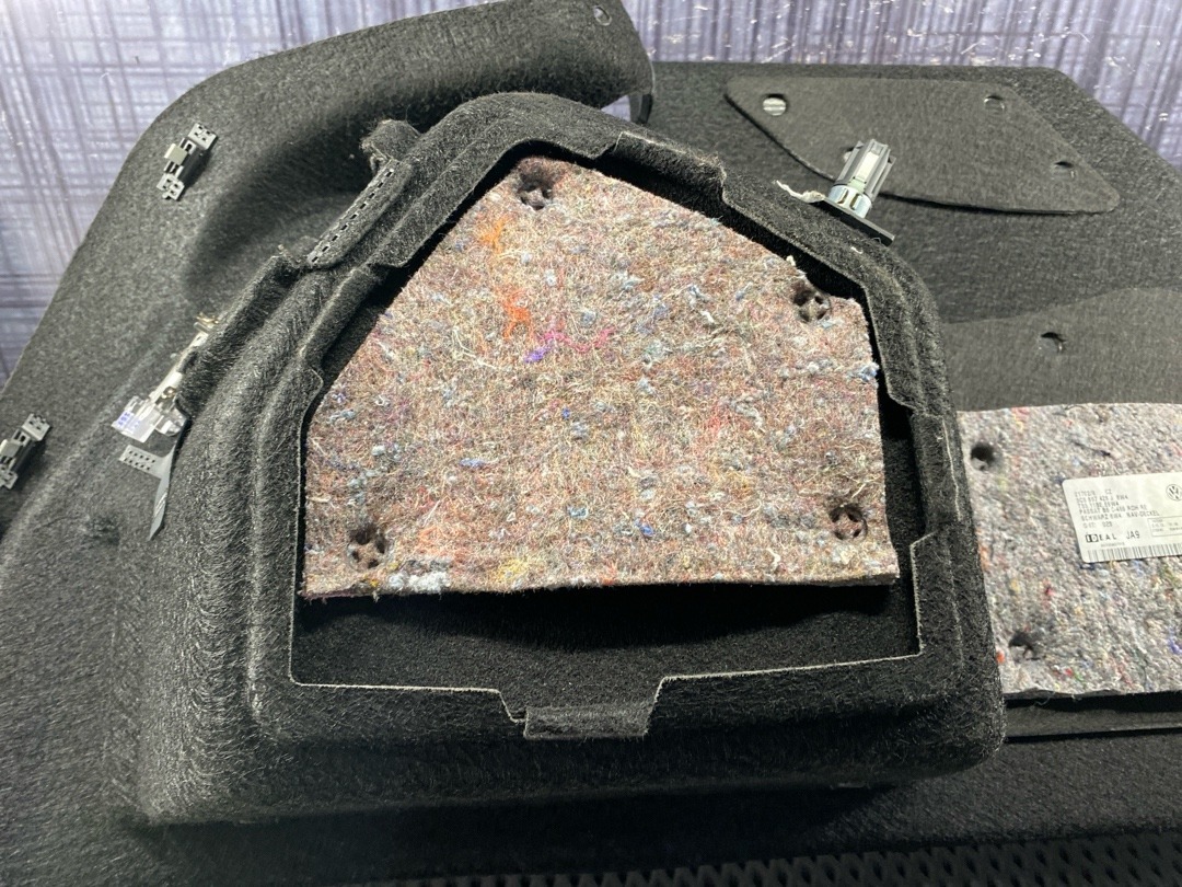 Обшивка багажника, 2260 рублей, Красноярск