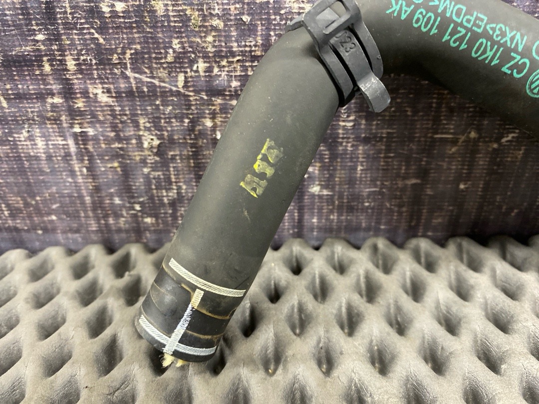 Шланг системы охлаждения, 840 рублей, Красноярск