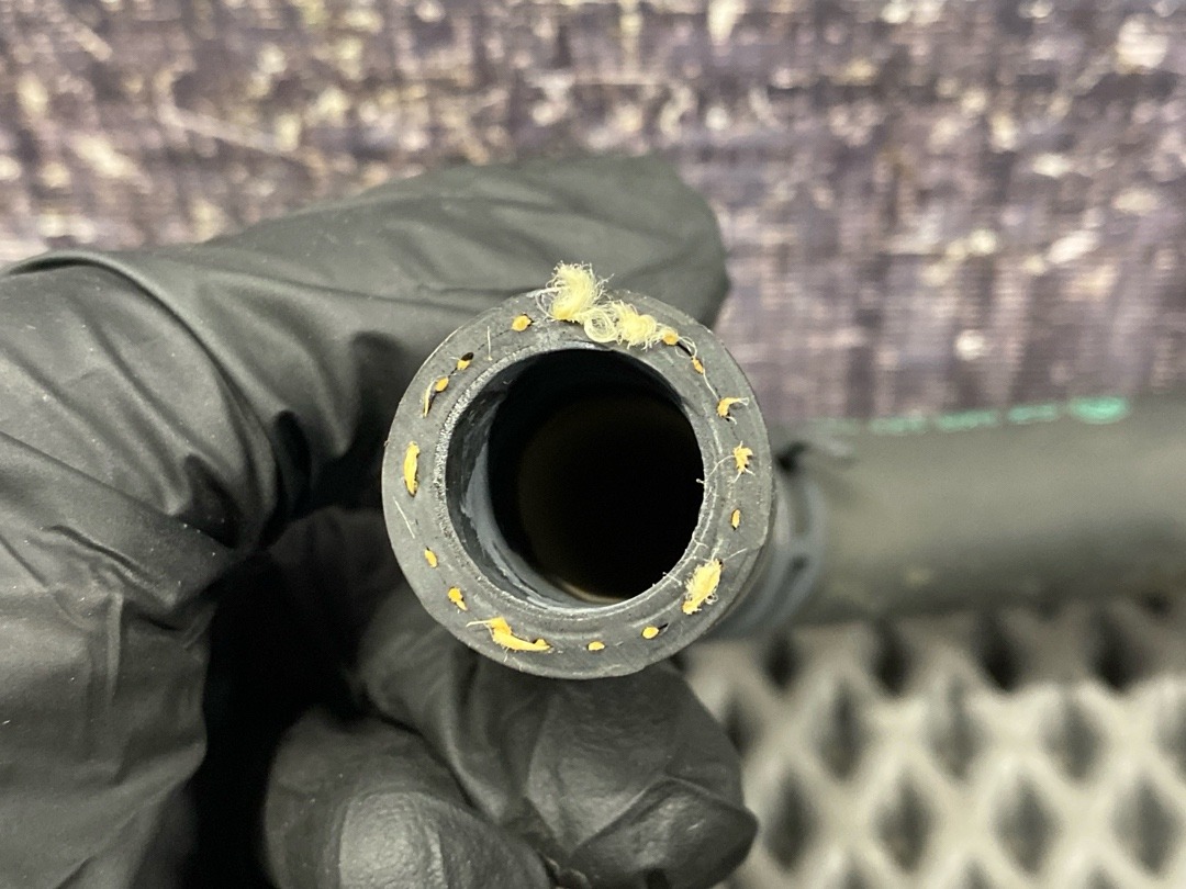 Шланг системы охлаждения, 840 рублей, Красноярск