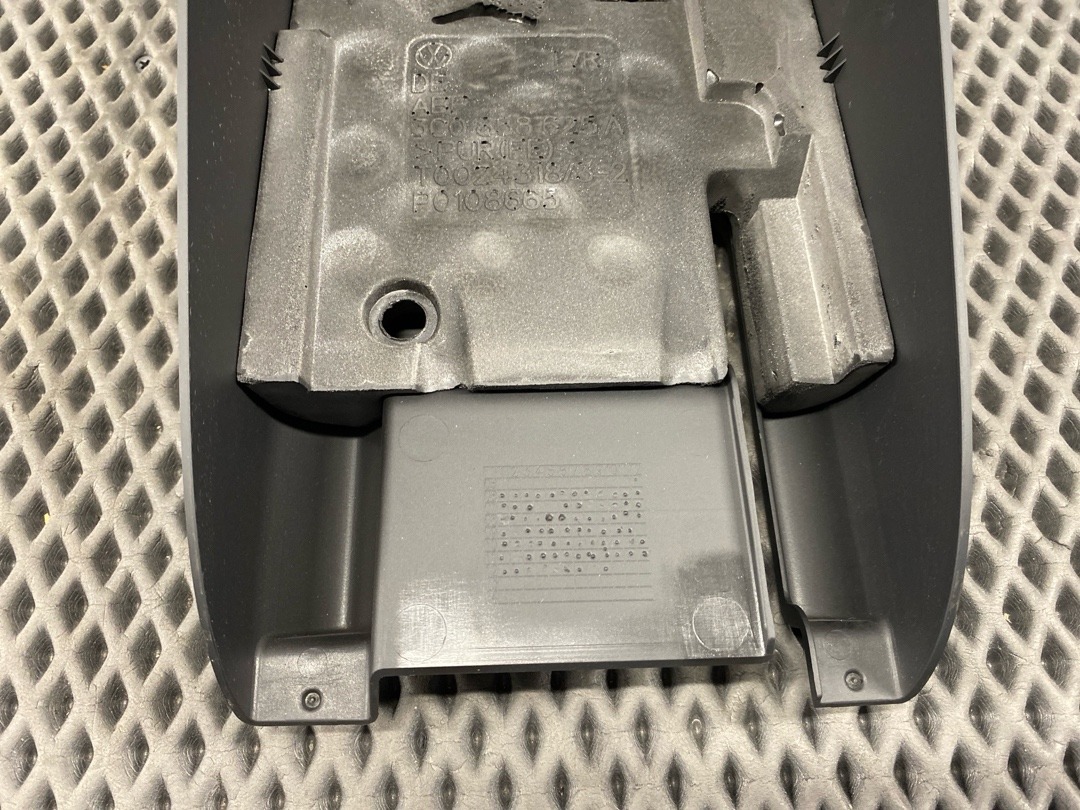 Кожух рулевой колонки, 1420 рублей, Красноярск