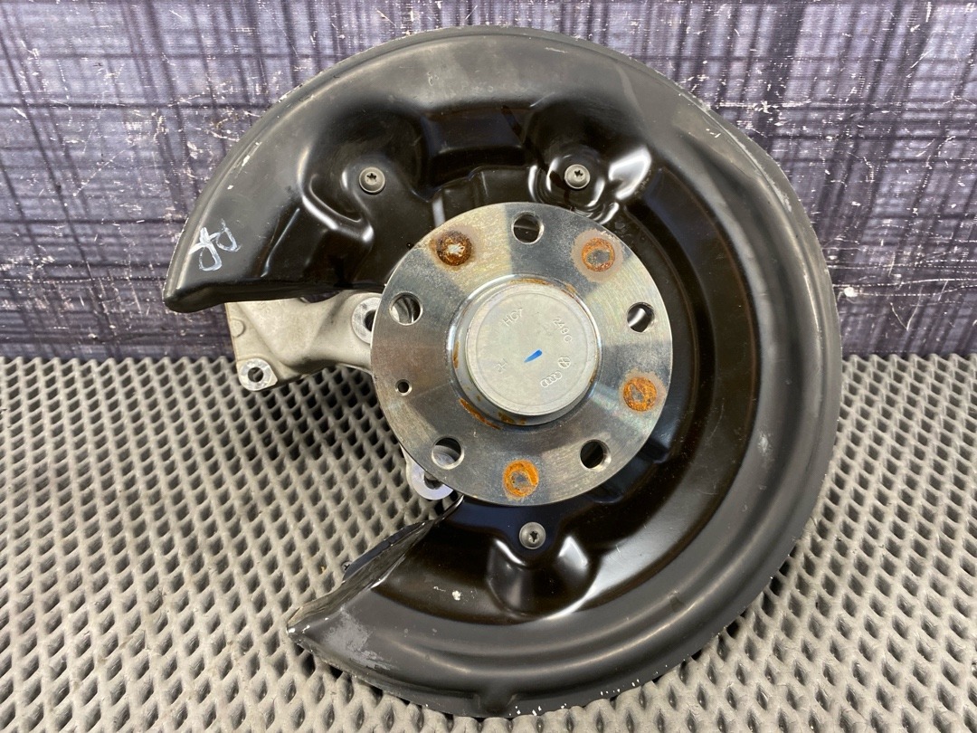 Поворотный кулак, 3560 рублей, Красноярск