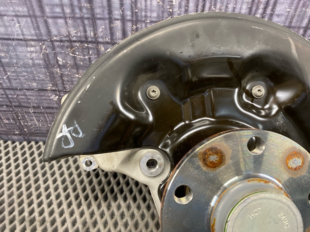 Поворотный кулак, 3560 рублей, Красноярск