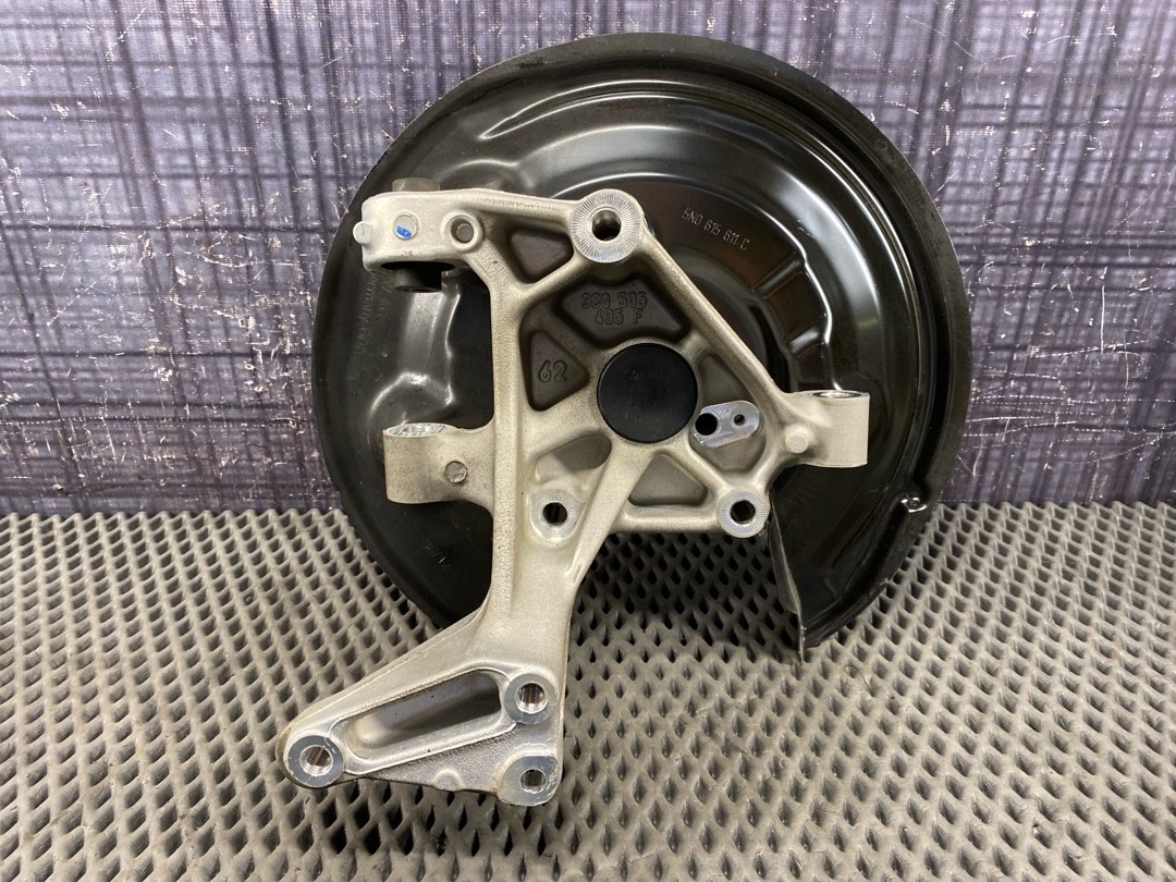 Поворотный кулак, 3560 рублей, Красноярск