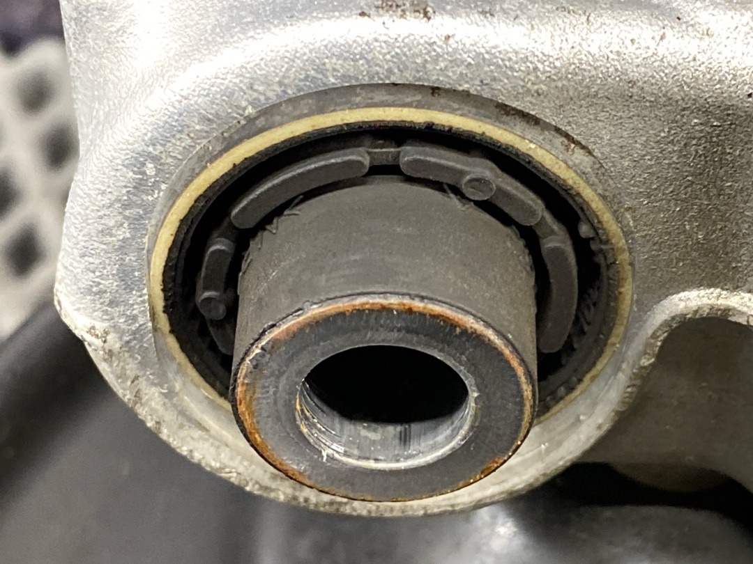 Поворотный кулак, 3560 рублей, Красноярск