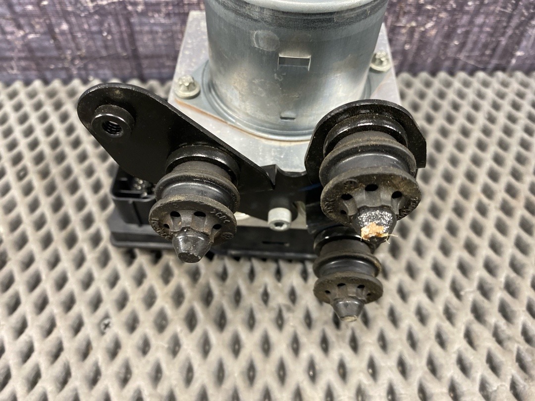 Блок ABS, 19840 рублей, Красноярск