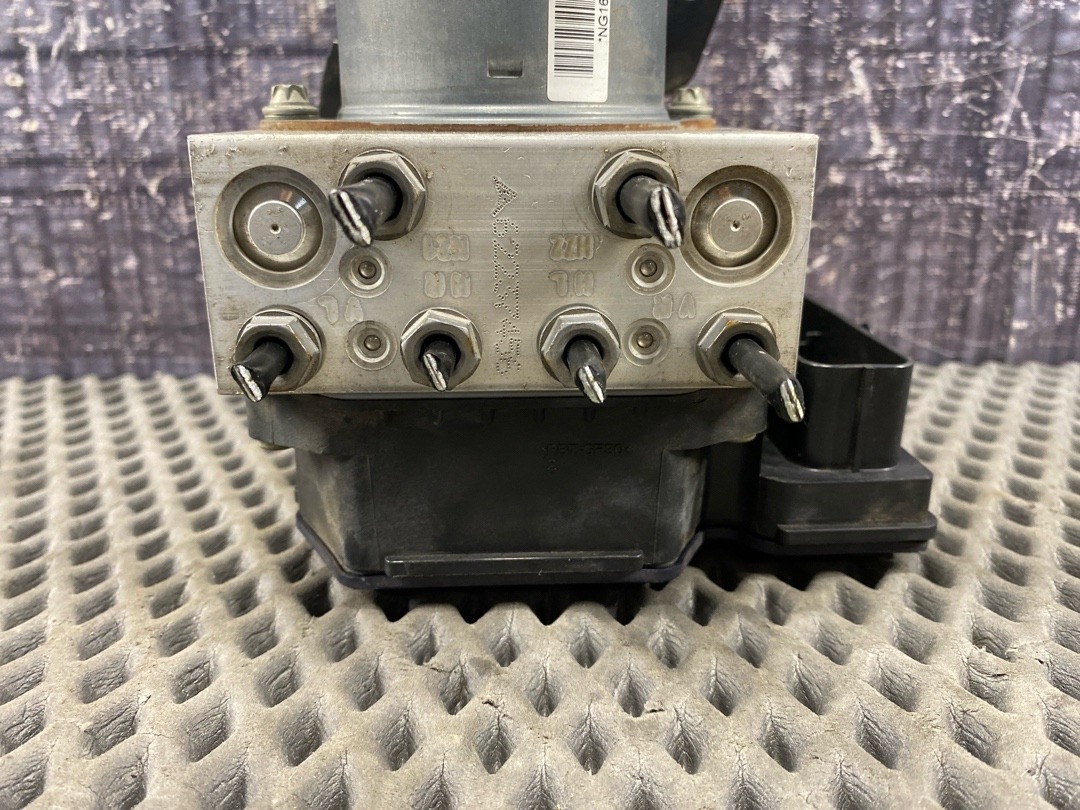 Блок ABS, 19840 рублей, Красноярск