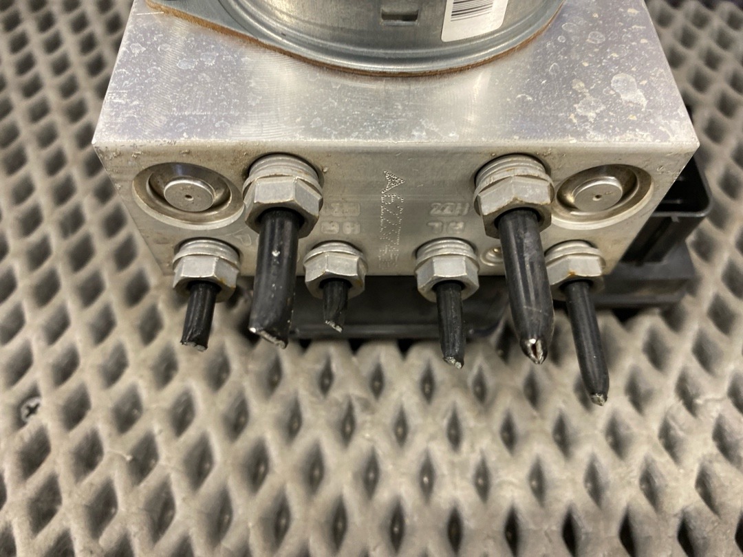 Блок ABS, 19840 рублей, Красноярск