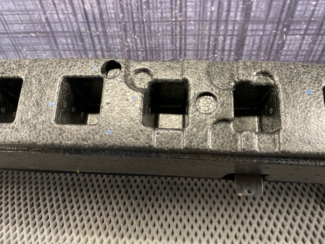 Усилитель бампера, 9960 рублей, Красноярск