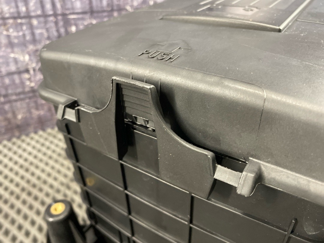 Кожух аккумулятора, 4640 рублей, Красноярск