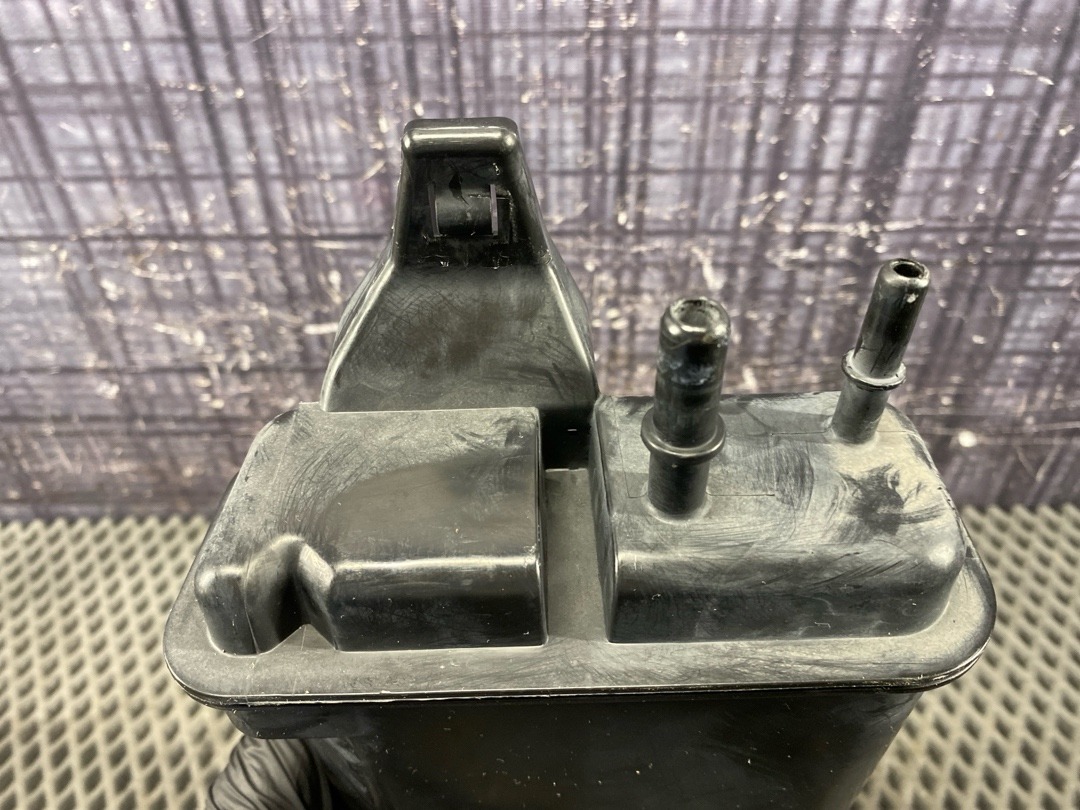 Адсорбер (фильтр паров топлива), 1470 рублей, Красноярск